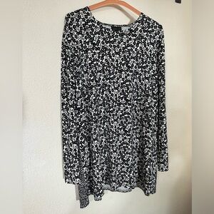 J.Jill Wearever Top Women Rayon Blend Black/ White Floral Long Sleeve Size L